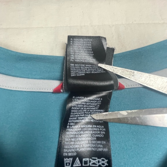 The North Face Men's Blue Short Sleeve Performance Shirt XXL - Picture 4 of 10